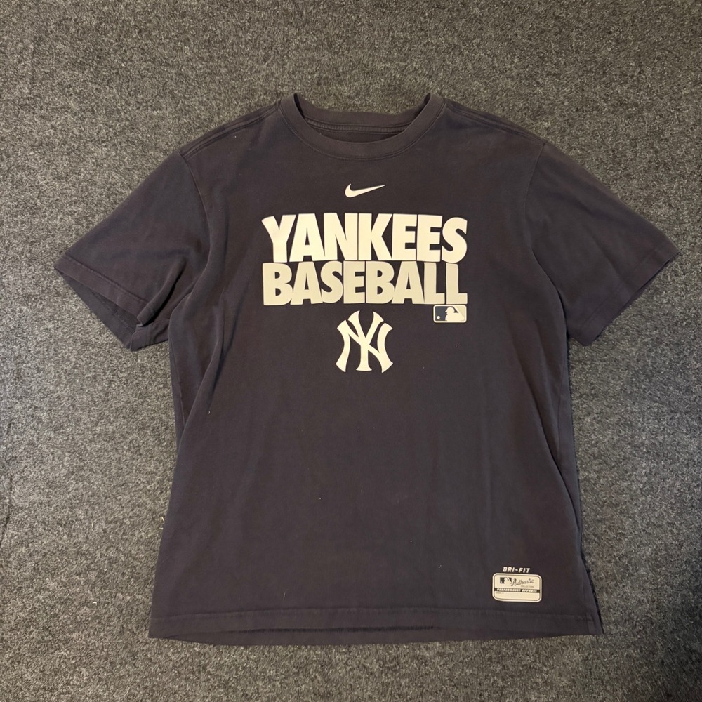 Nike Mens New York Yankees Baseball Dri-FIT T-Shirt Navy Blue Short Sleeve L